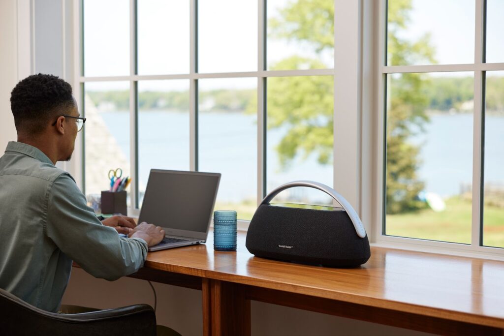 Loa Harman Kardon Go+ Play 3